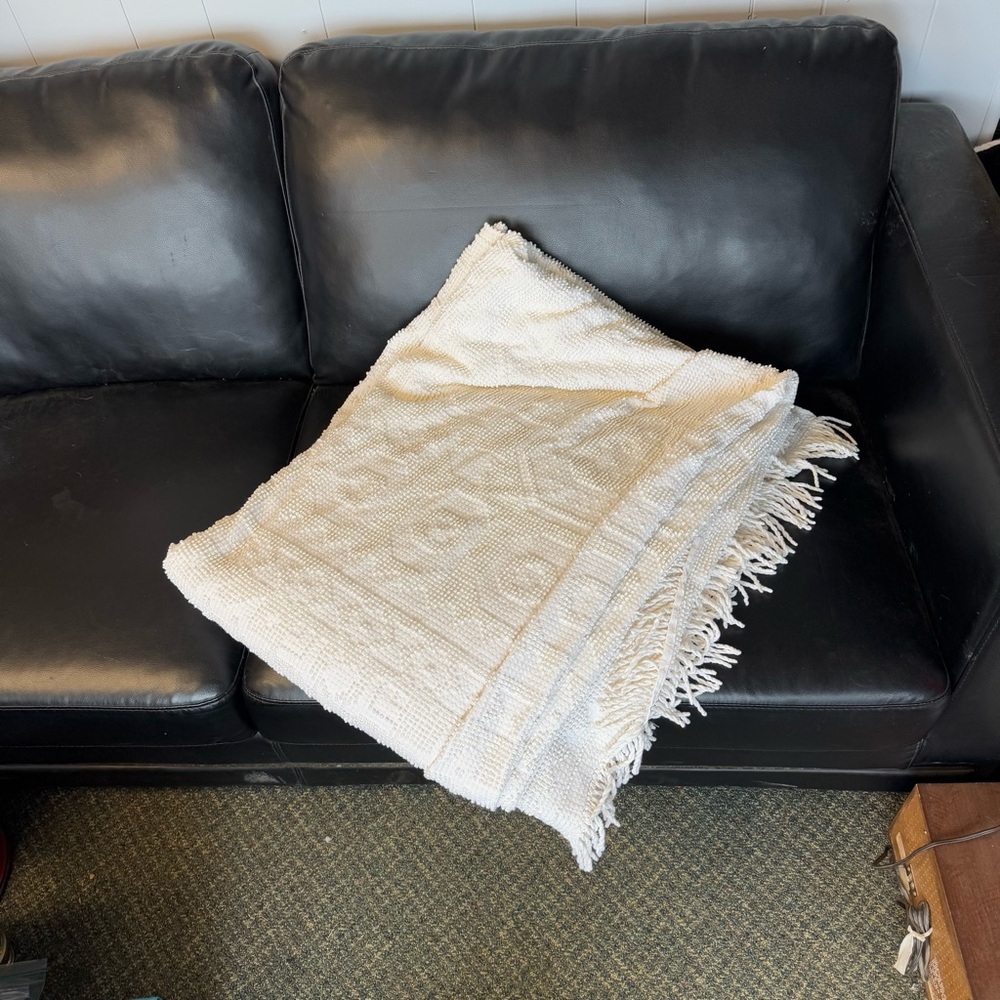 Vintage Textured Blanket with Fringe